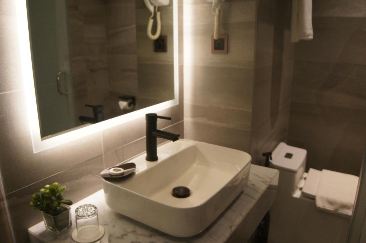 The Maximilian Hotel กาวายันซิตี้ ภายนอก รูปภาพ