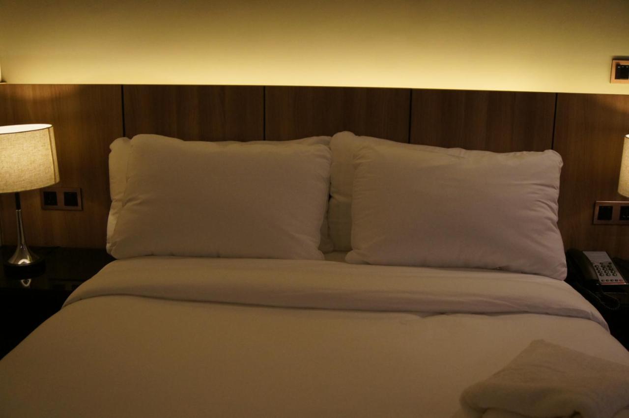 The Maximilian Hotel กาวายันซิตี้ ภายนอก รูปภาพ