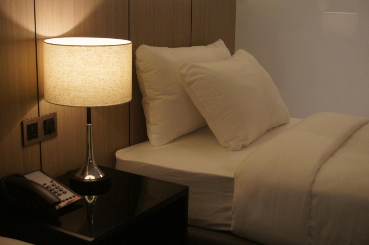 The Maximilian Hotel กาวายันซิตี้ ภายนอก รูปภาพ
