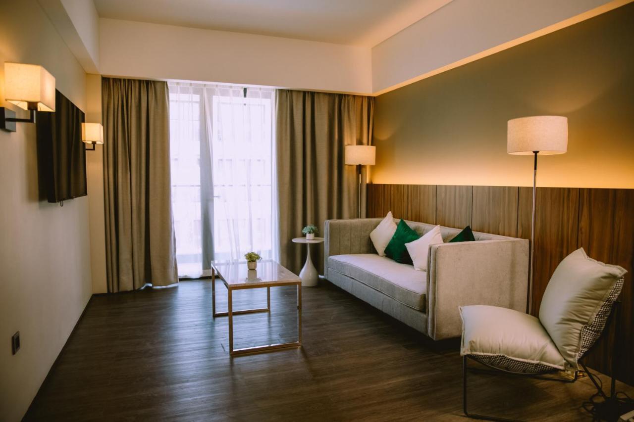 The Maximilian Hotel กาวายันซิตี้ ภายนอก รูปภาพ